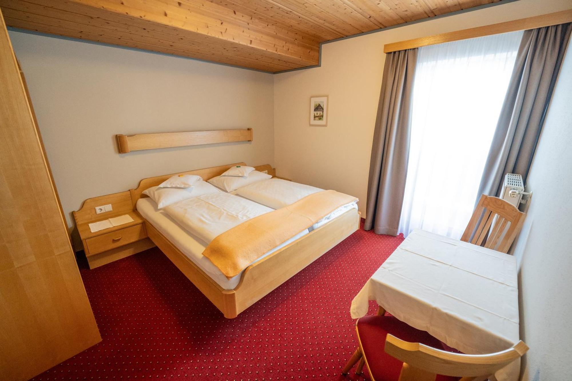 Haus Koessler Hotel Radstadt Buitenkant foto
