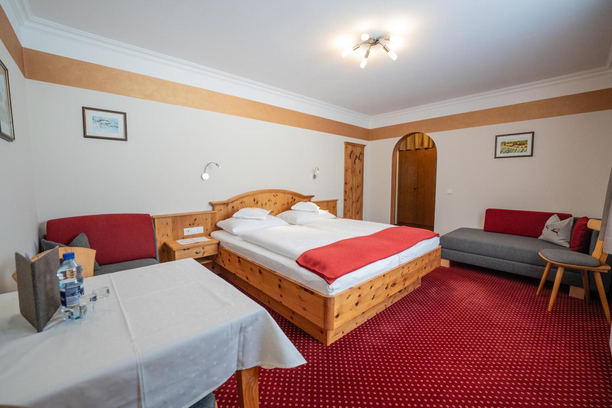Haus Koessler Hotel Radstadt Buitenkant foto