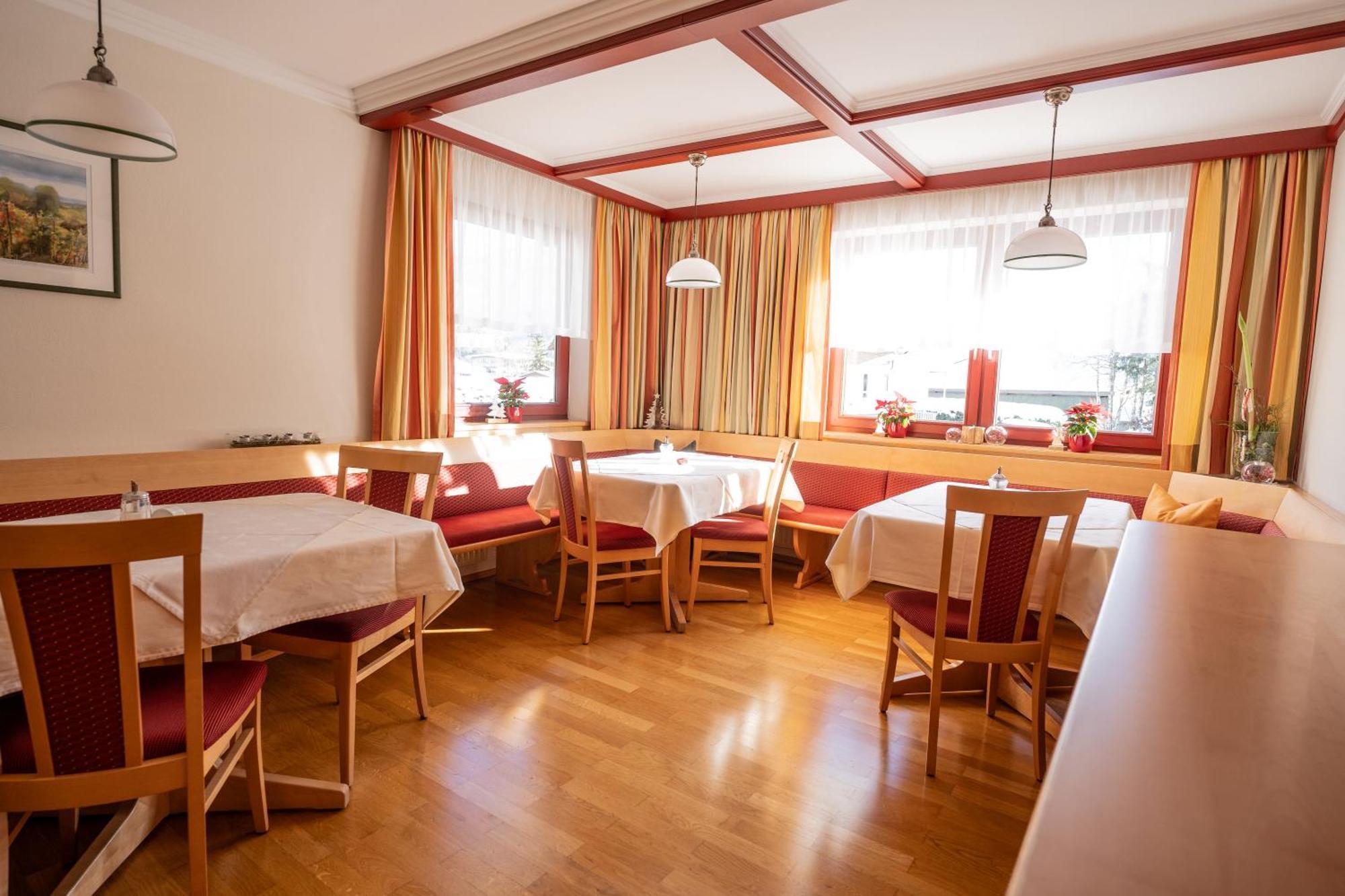 Haus Koessler Hotel Radstadt Buitenkant foto
