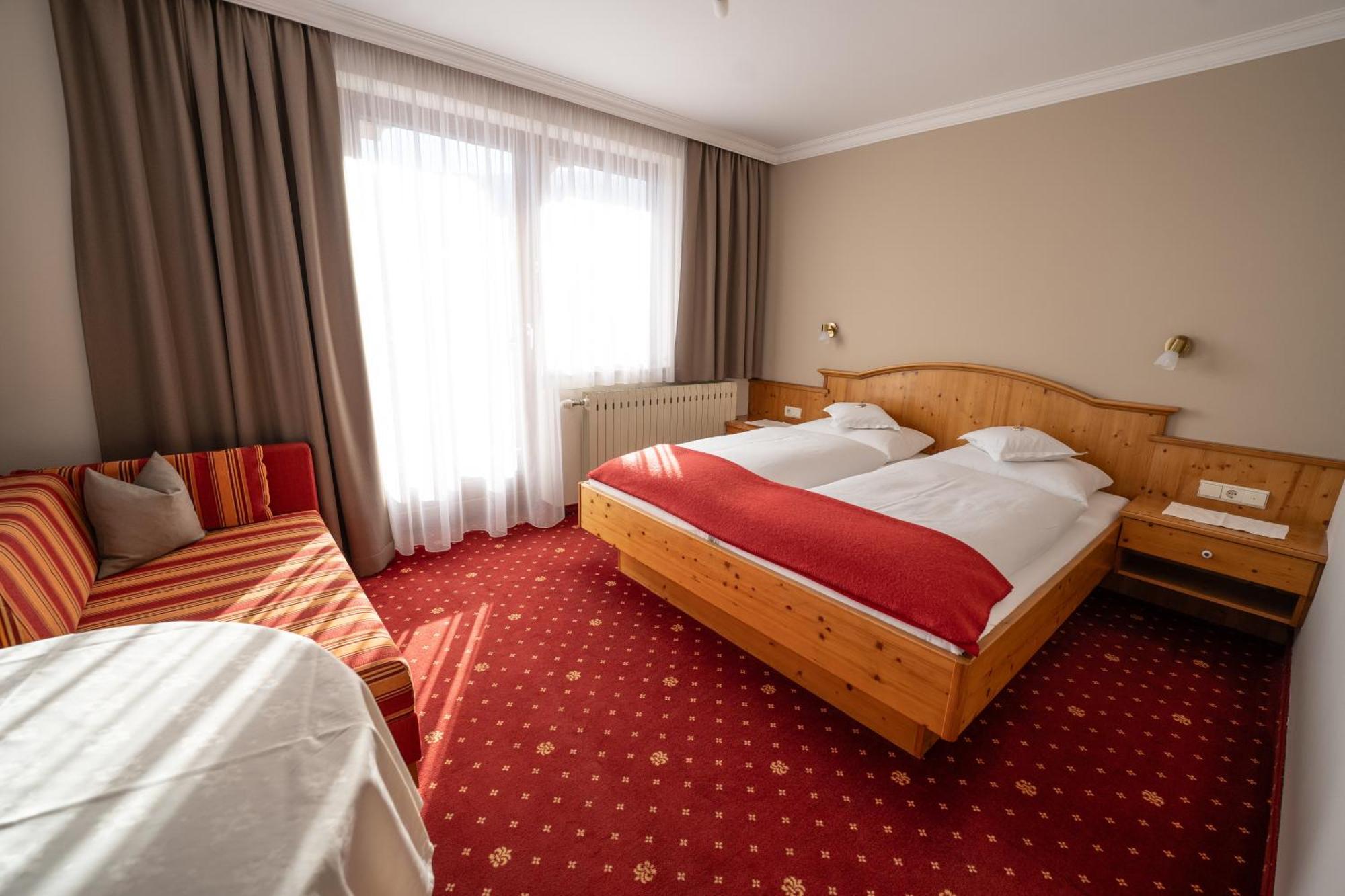 Haus Koessler Hotel Radstadt Buitenkant foto